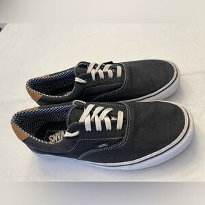 Vans Black Sneakers Men’s size 10.5 Like New